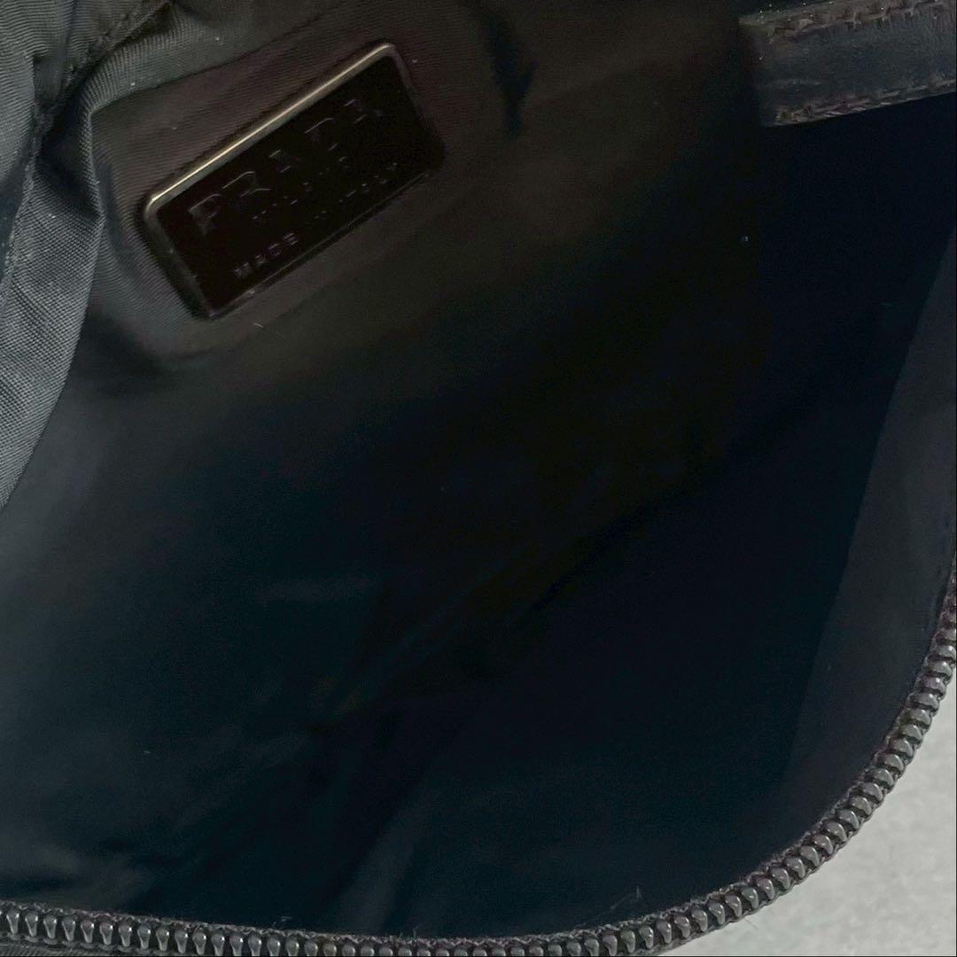 美品✨PRADA ボディーバッグ ショルダー ウエスト ナイロン 三角ロゴ 黒