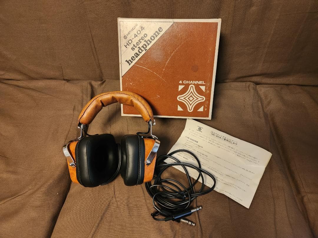 HITACHI HD-404　4チャンネルヘッドホン