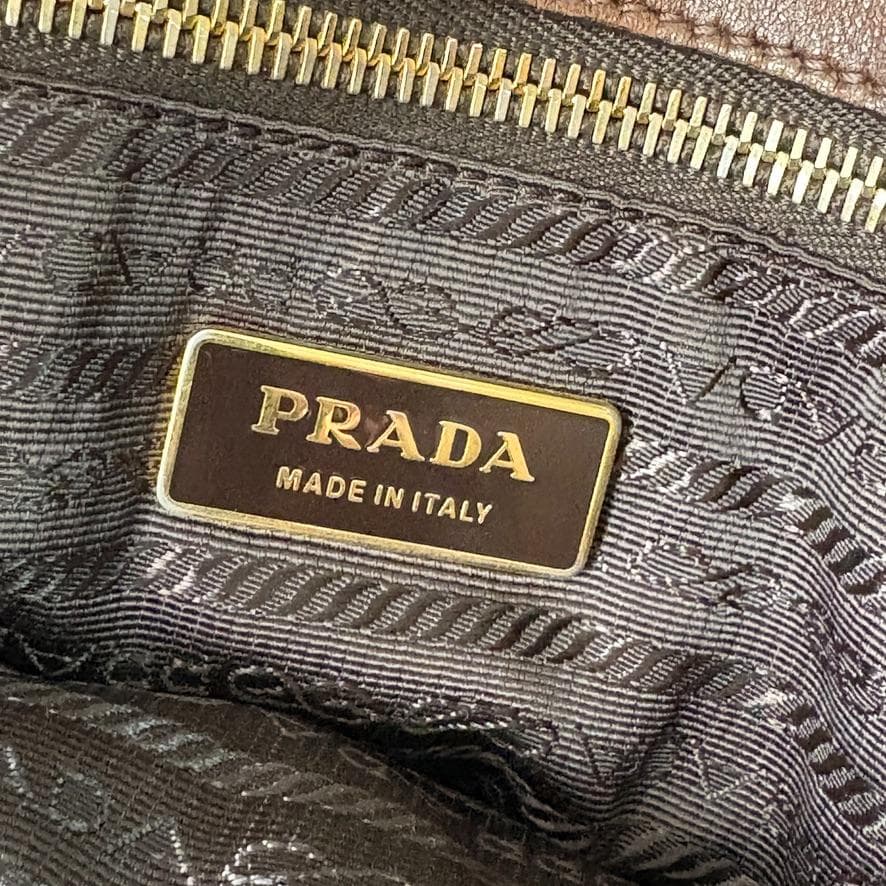 真贋済　PRADA プラダ　ハンドバッグ　羊革　ゴーフル　ブラウン