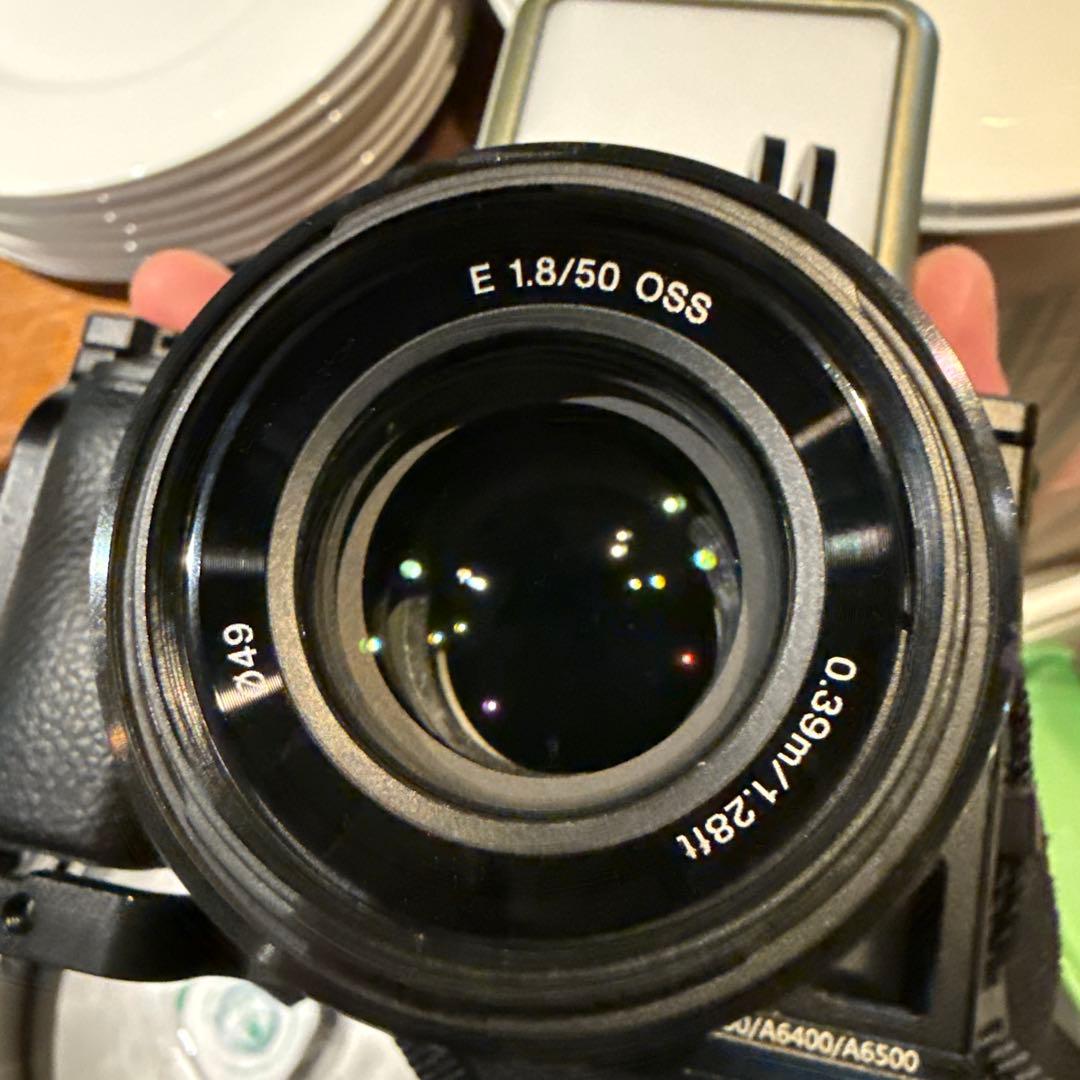 SONY E 50mm F1.8 OSS レンズのみ