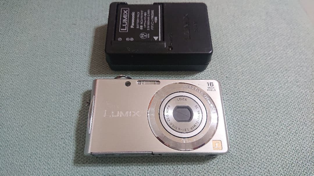 パナソニックデジカメDMC -FH5