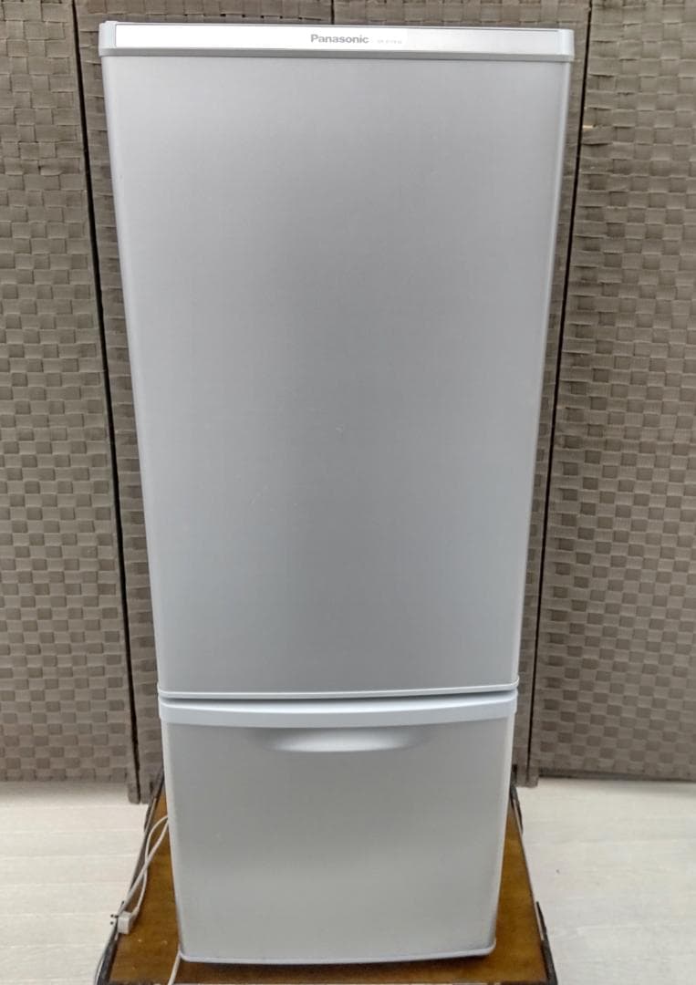 Panasonic　冷蔵庫　NR-B178W-S　2016年製　168L
