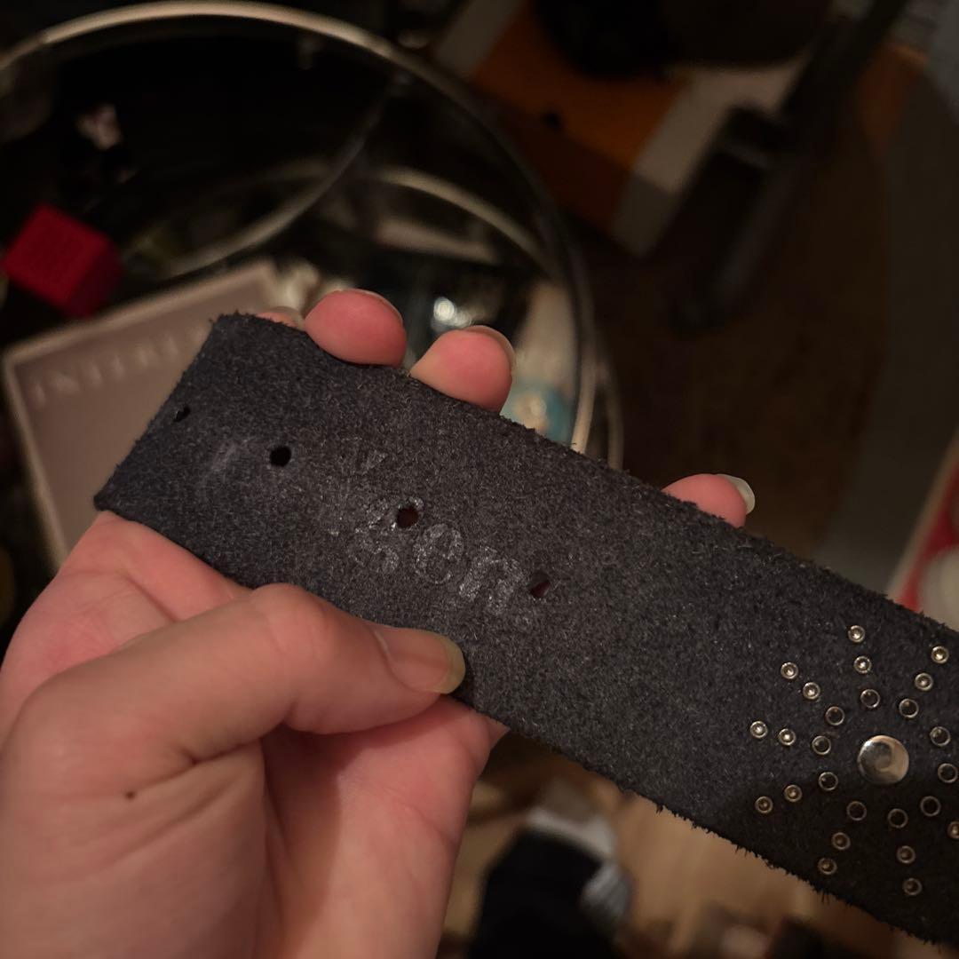 A'GEM『A'gem/エージェム』　ピーナッツスタッズベルト　本革　HTC似