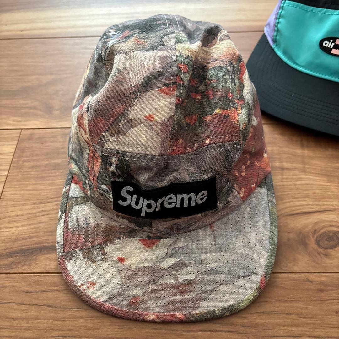 キャップ　supreme