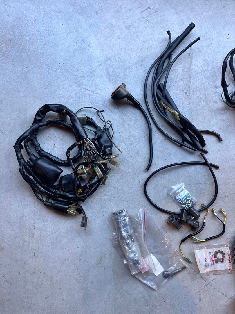 CB400four 部品一式　旧ヨンフォア