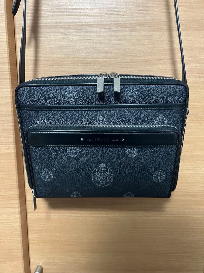 バッグ BERLUTI MILES Monogram Shoulder Bag