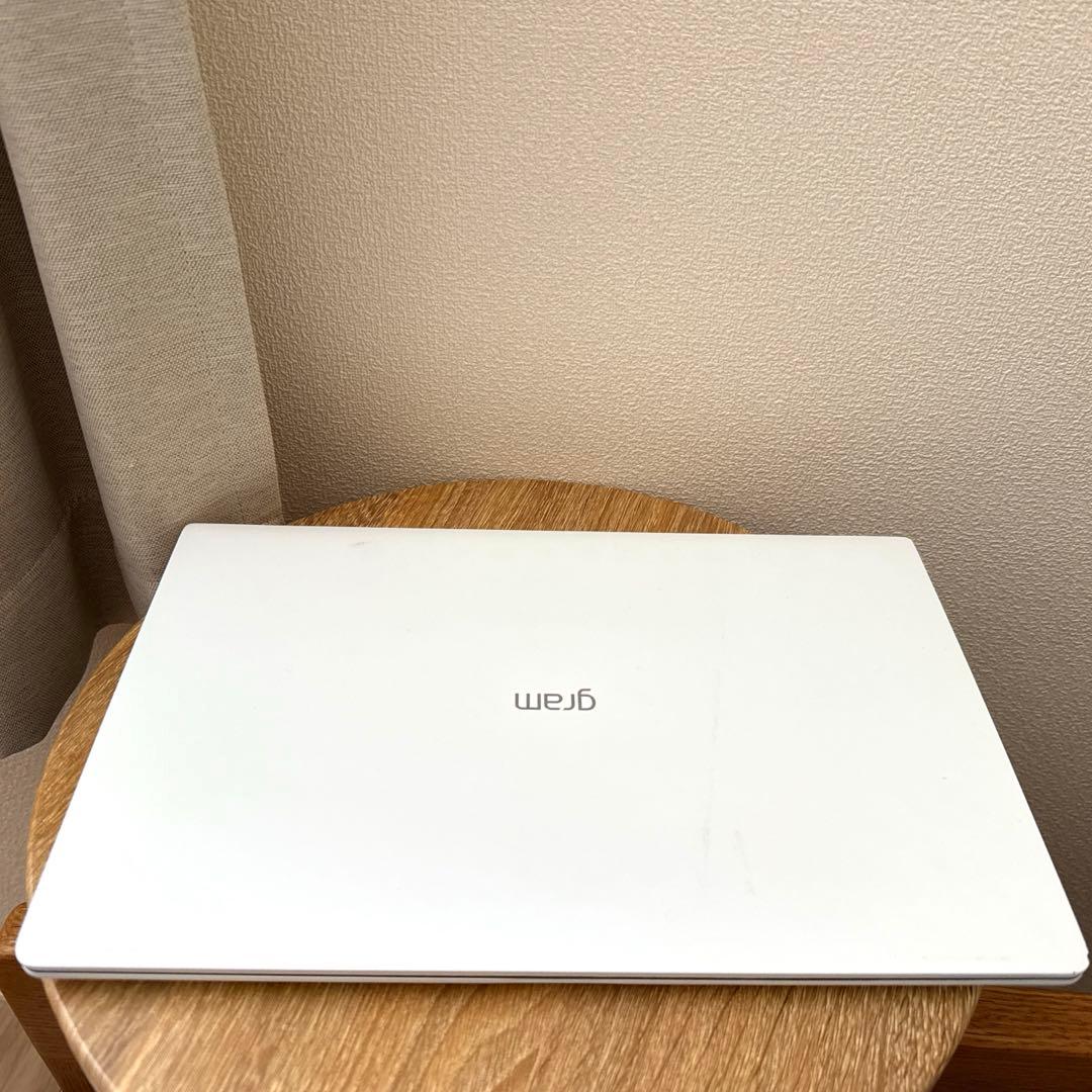 【祝日限定割引】LG gram 14Z980-GA55J