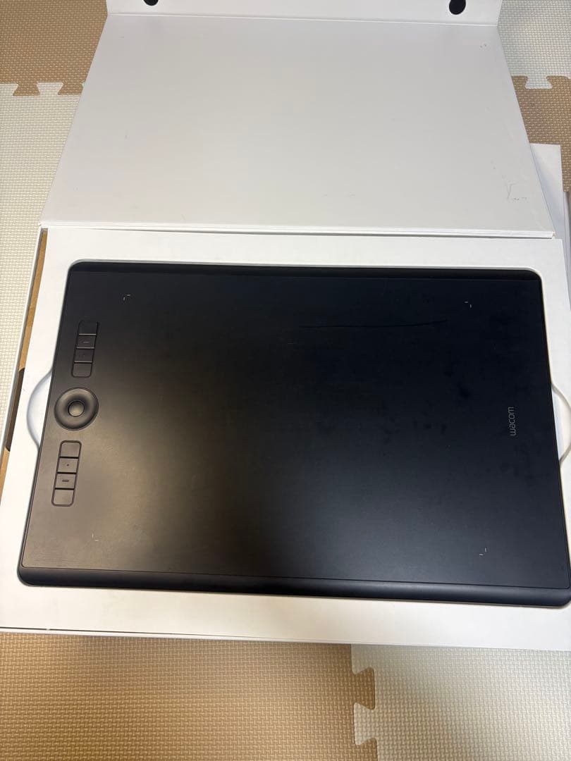 液タブ・ペンタブ Wacom Intuos Pro Paper Edition A4