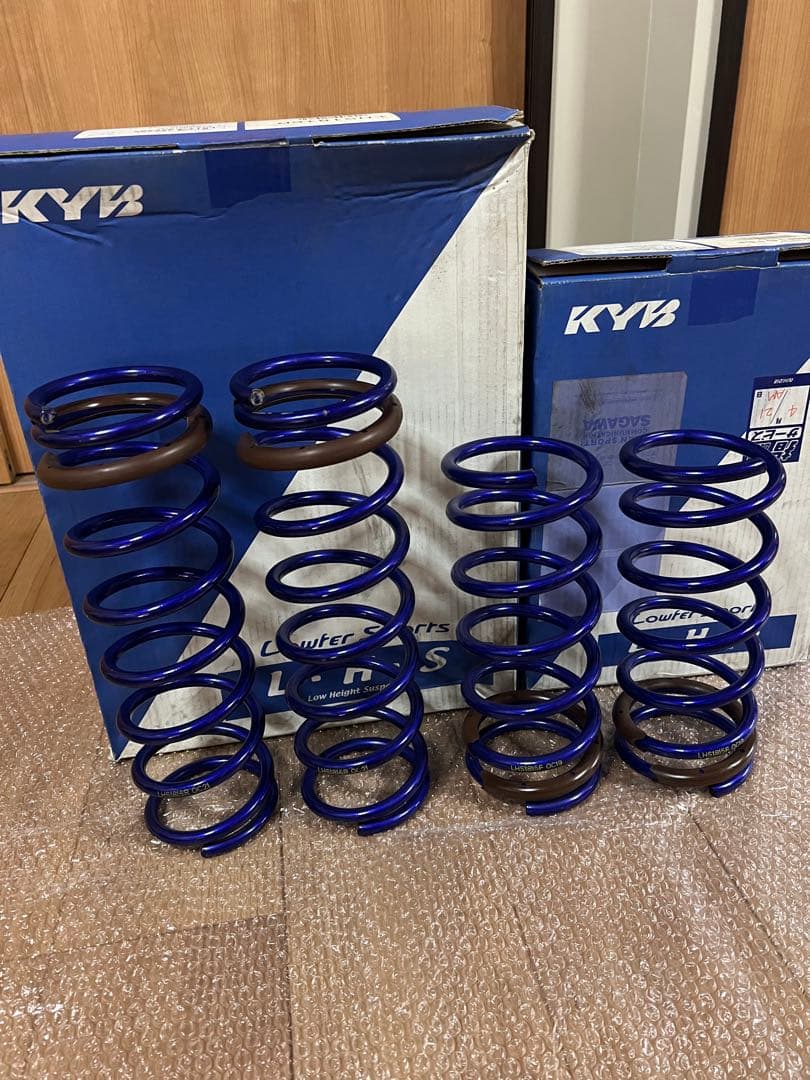 KYB ローダウンスプリング ダイハツ　ムーブ系などに！