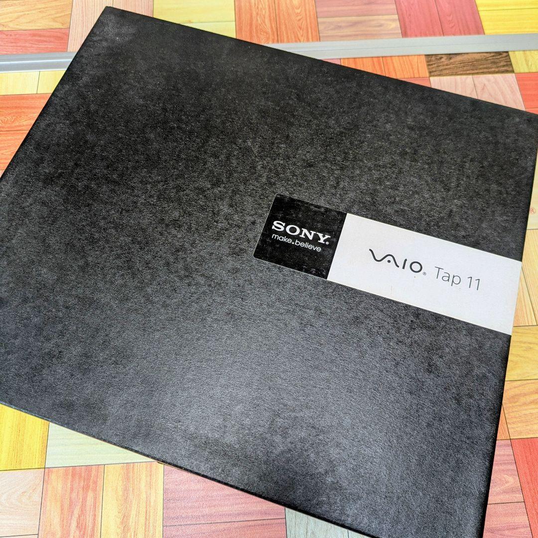 ダーリア サギタ デウィ　SONY VAIO Tap 11 本体