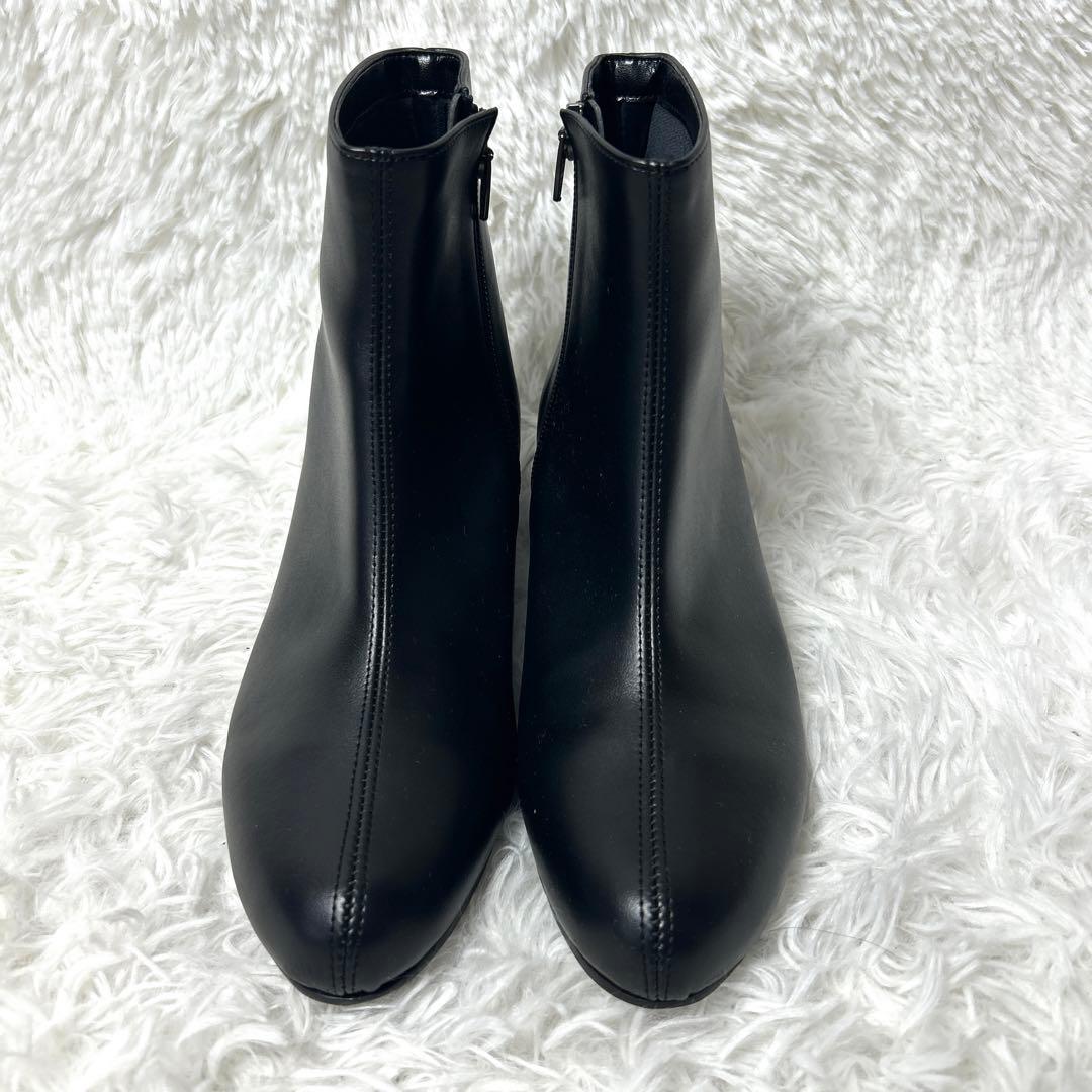 【新品・未使用品】RAKUNA 整体ショートブーツ ブラック サイズM 4E