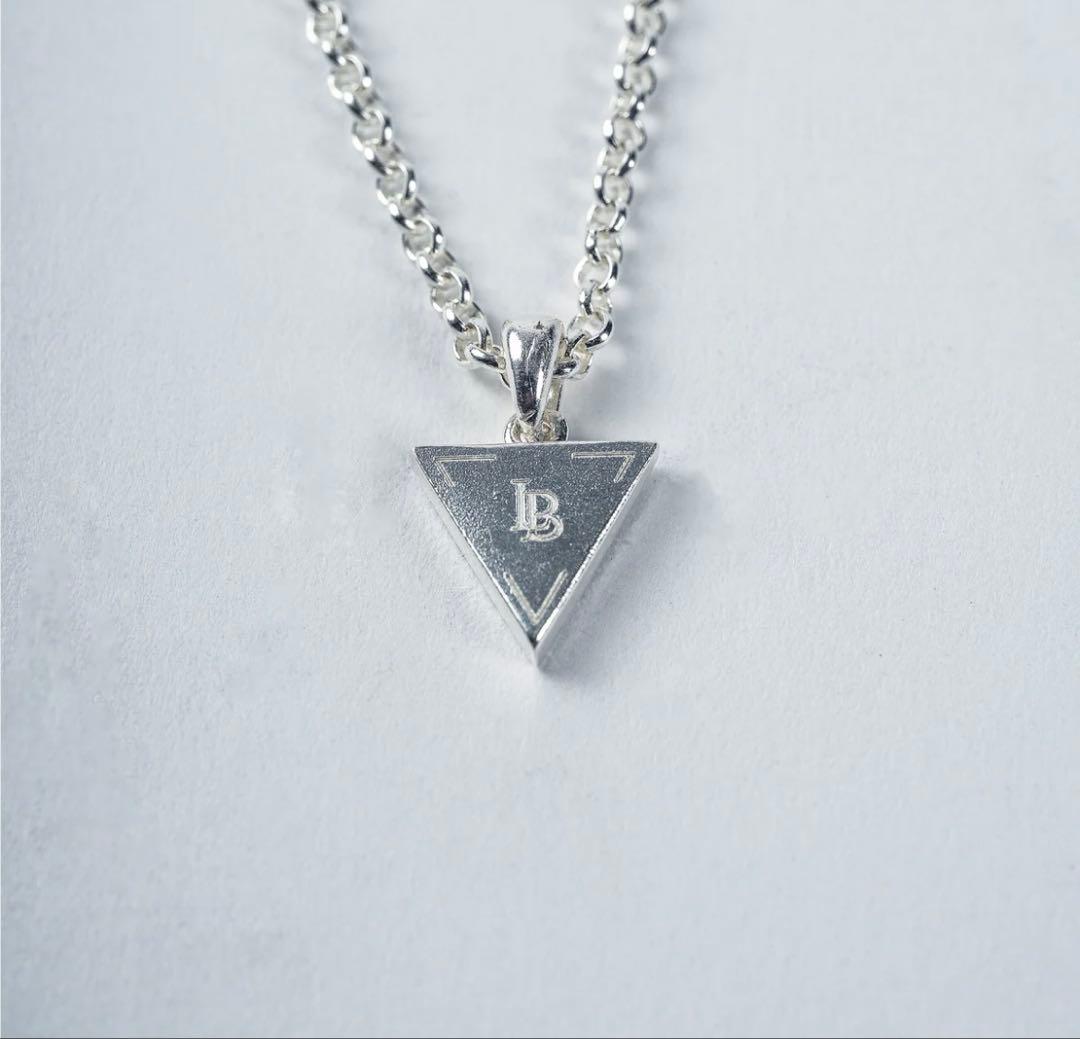 LIBALF リバルフ トライアングルネックレス