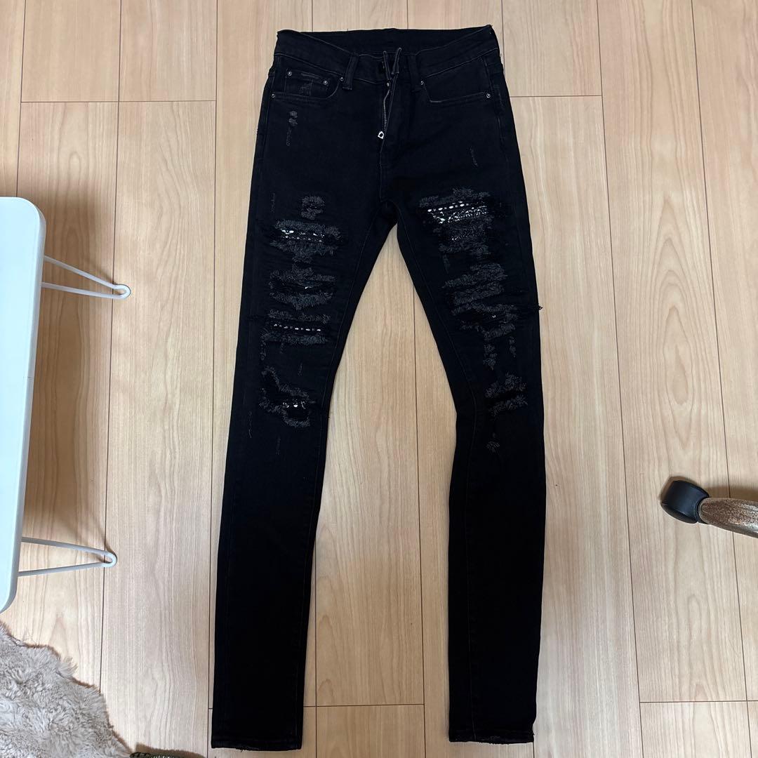 mnml ブラック ダメージスキニージーンズ
