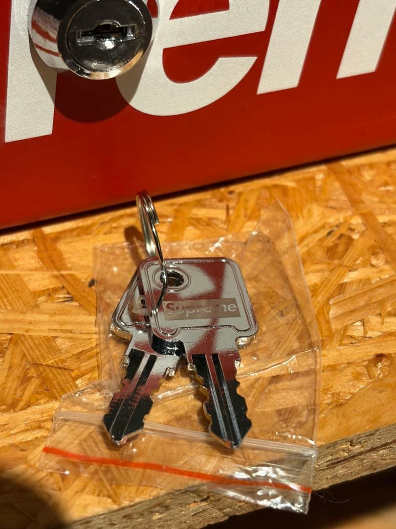 Supreme 17AW Lock Box 鍵付きボックス