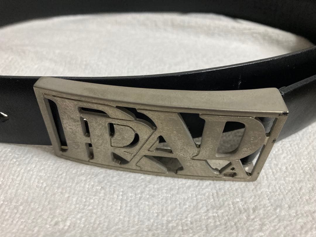 PRADA IPADロゴ レザーベルト