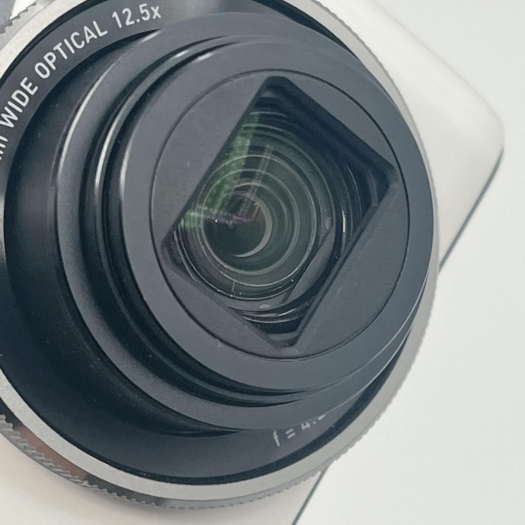 CASIO EX-ZR1100 ホワイト　コンデジ　カメラ カシオ EXILIM