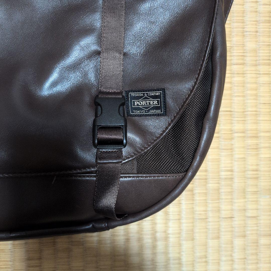 PORTER ZOOM メッセンジャーバッグ ブラウン　レザー