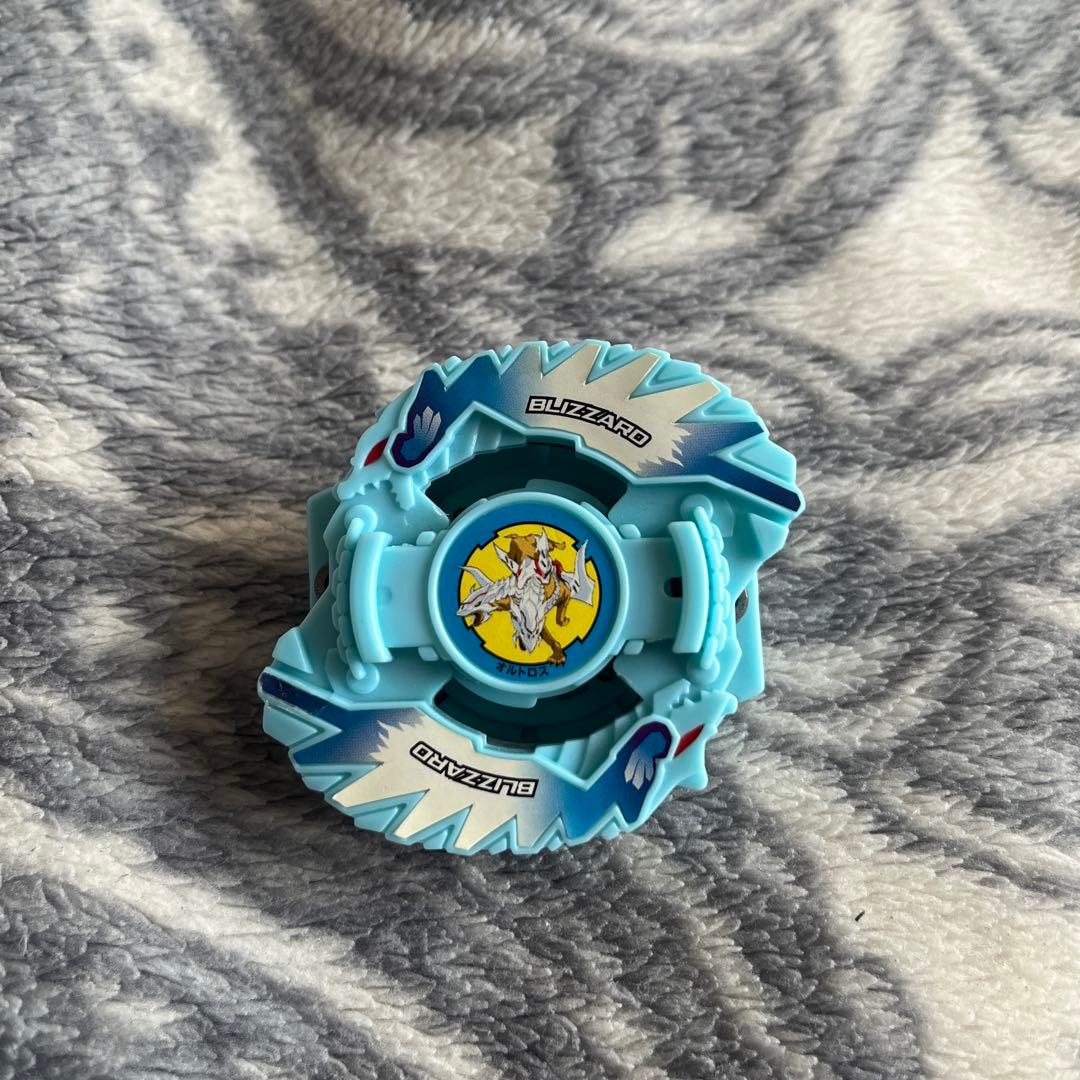 爆転シュートベイブレード ブリザードオルトロス