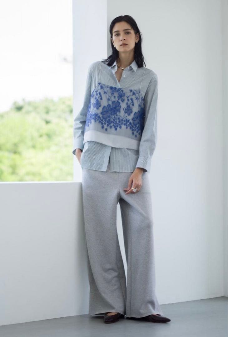 【完売品】ebureエブール ブルーフラワーレースキャミソール