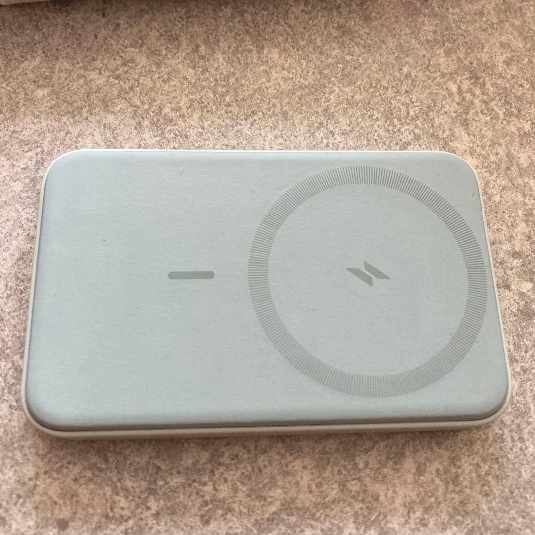 ANKER ワイヤレスバッテリー