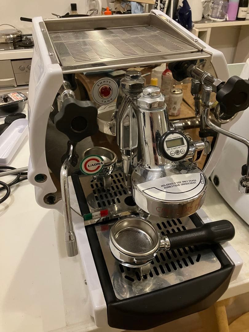 Nuova Era Cuadraノバエラクアドラ