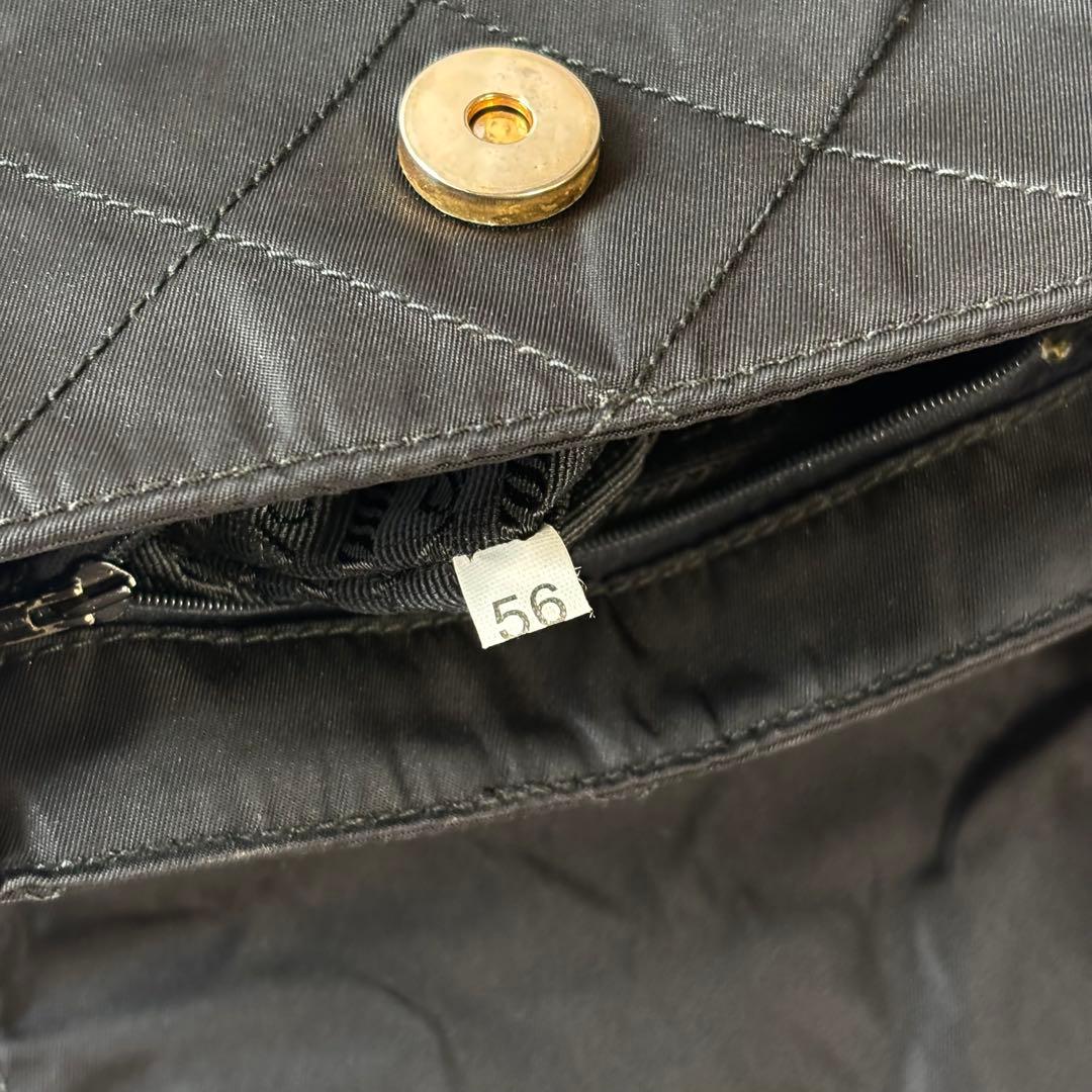 プラダ★ウエストポーチ★キルティング　チェーン　黒