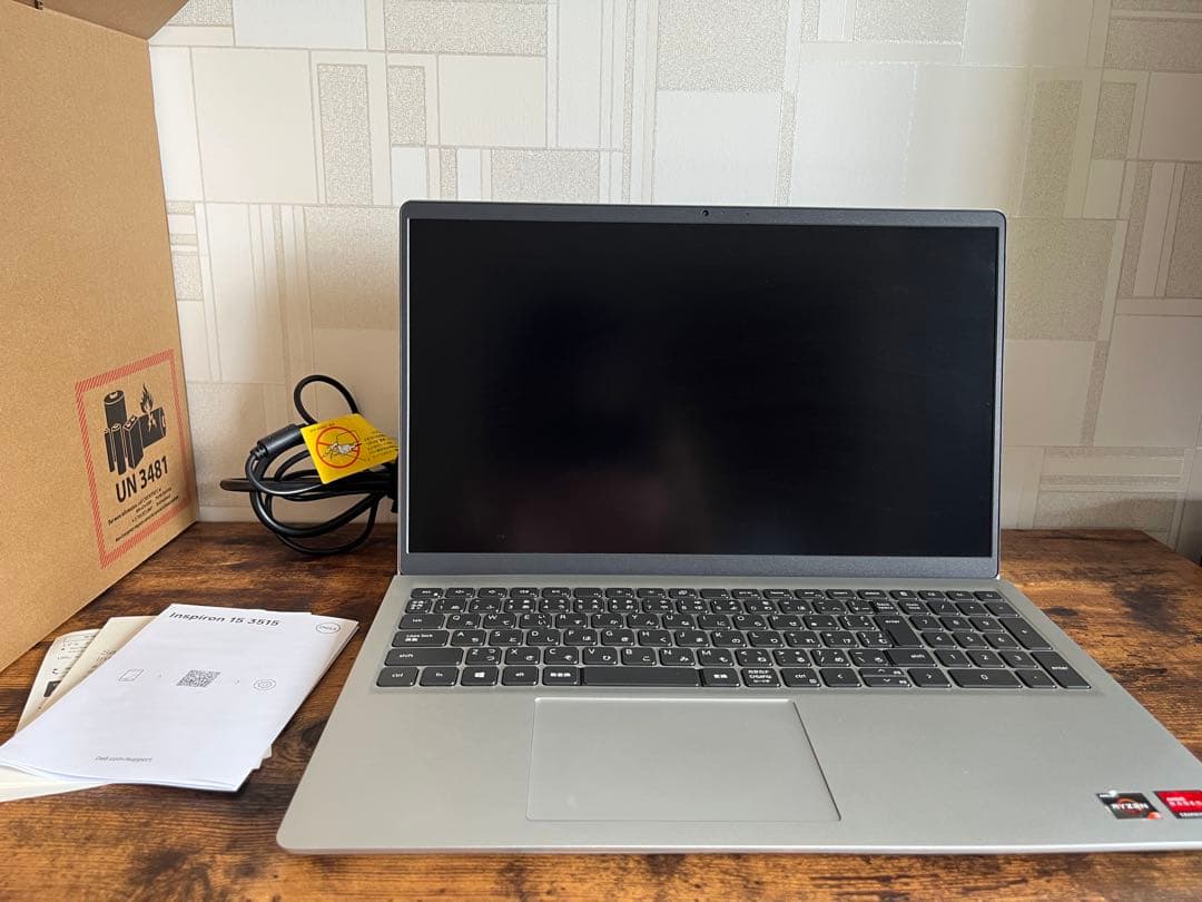 【期間限定値下】DELL デル ノートパソコン Inspiron 15 3525