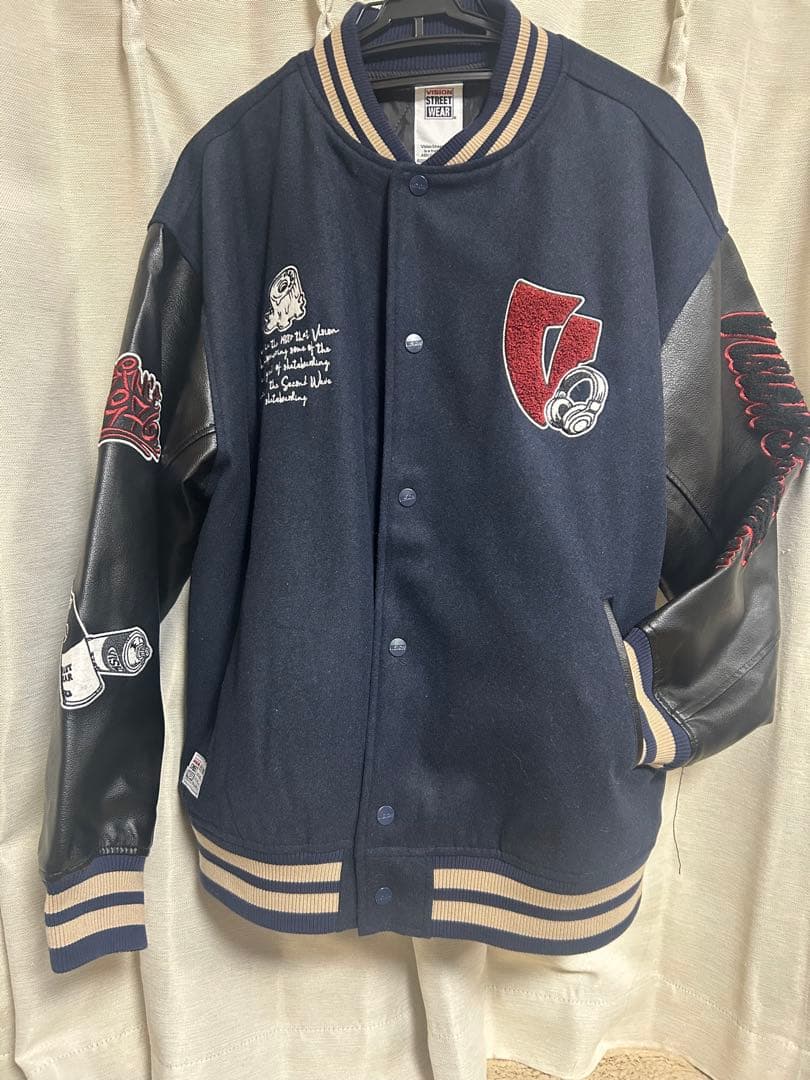 VISION スタジャン ネイビー/ブラック