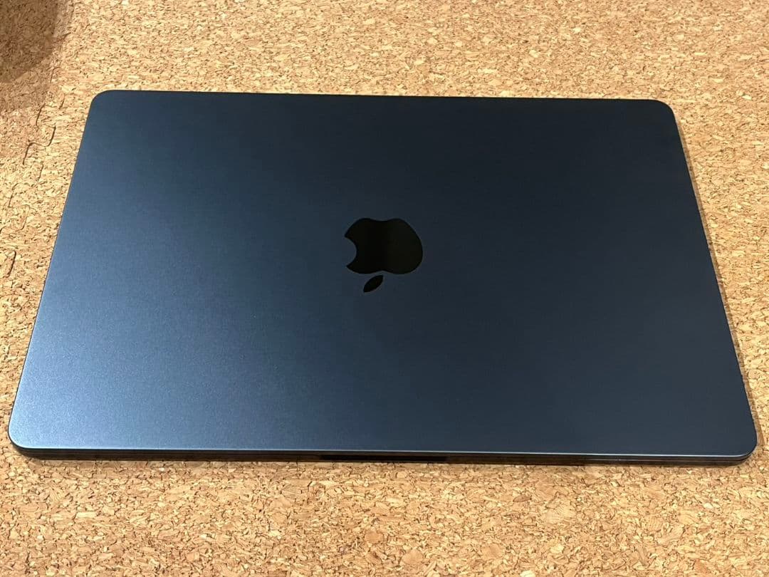 MacBook Air 13.6インチ　M2 2022　ミッドナイト