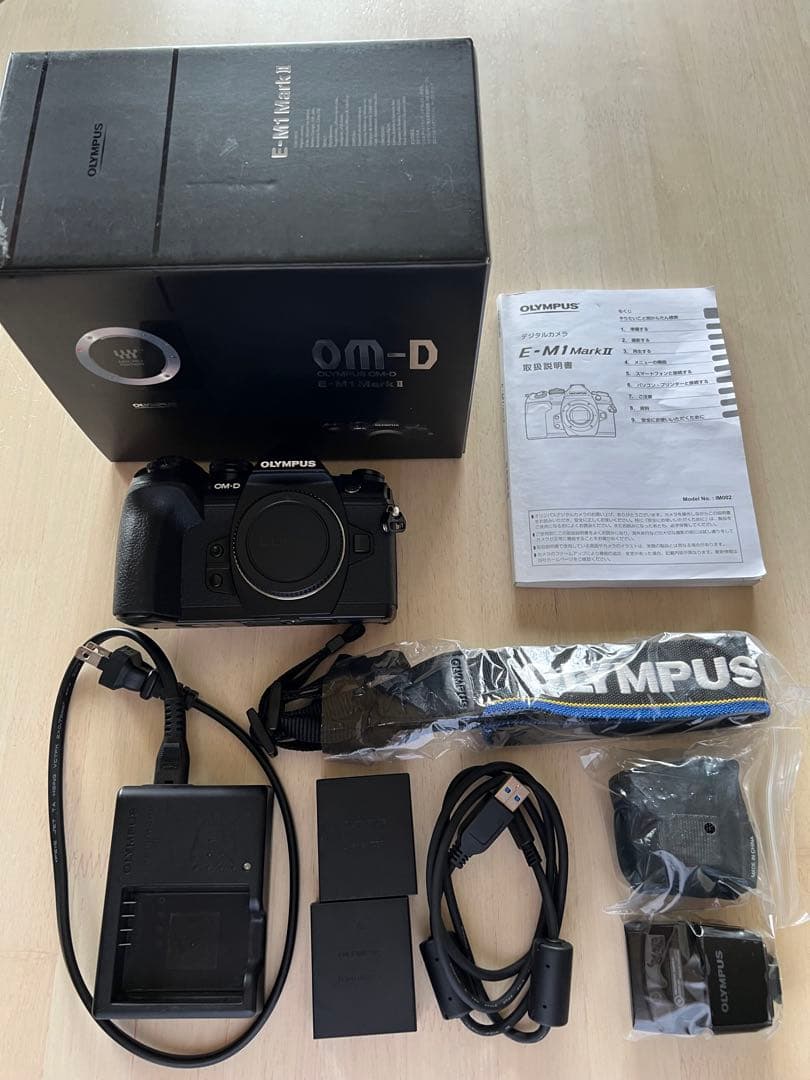 (美品) オリンパスミラーレス一眼カメラOM-D E-M1 Mark II 本体