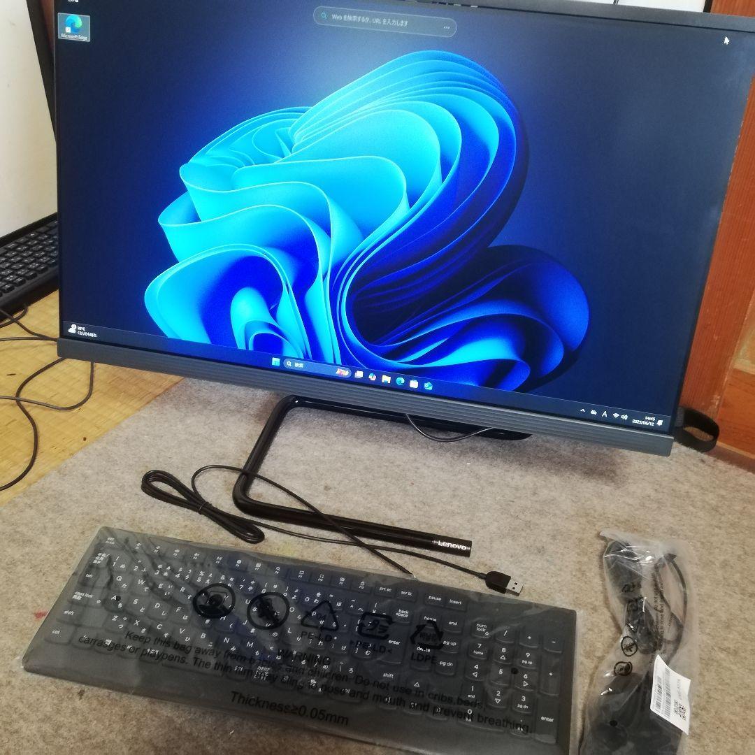 レノボ 超狭枠24インチ体型PC　第9世代i5　8G/512SSD/HDD1T