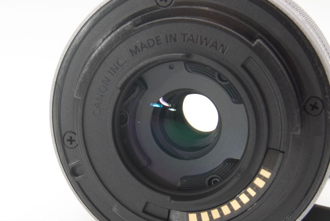 Canon EOS Kiss M レンズキット　Wi-Fi搭載　小型軽量　美品