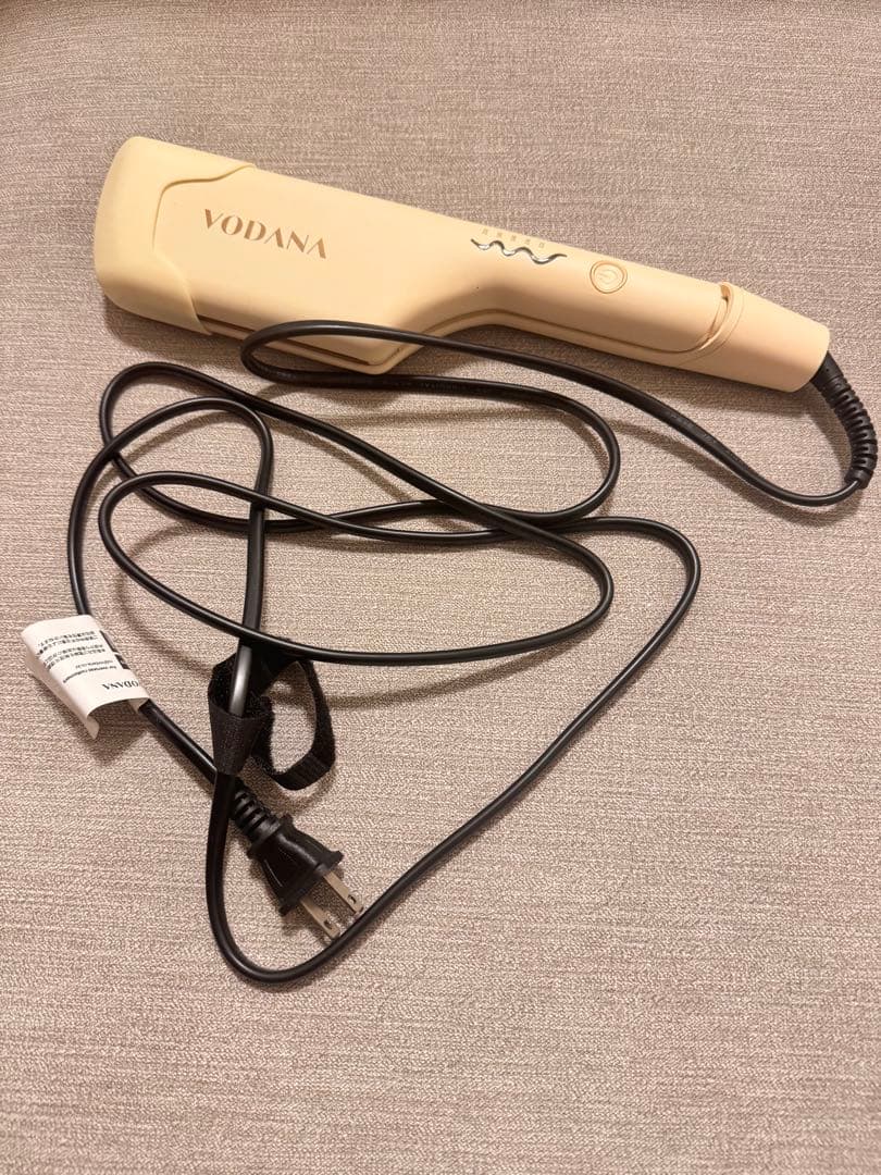 VODANA ヘアアイロン6点セット SALONIAバッグ、ブラシ付