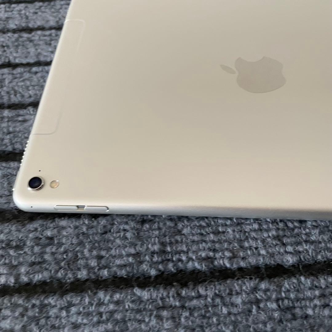 35【早い者勝ち】 iPad Pro 9.7 32GB Wi-Fiシルバー