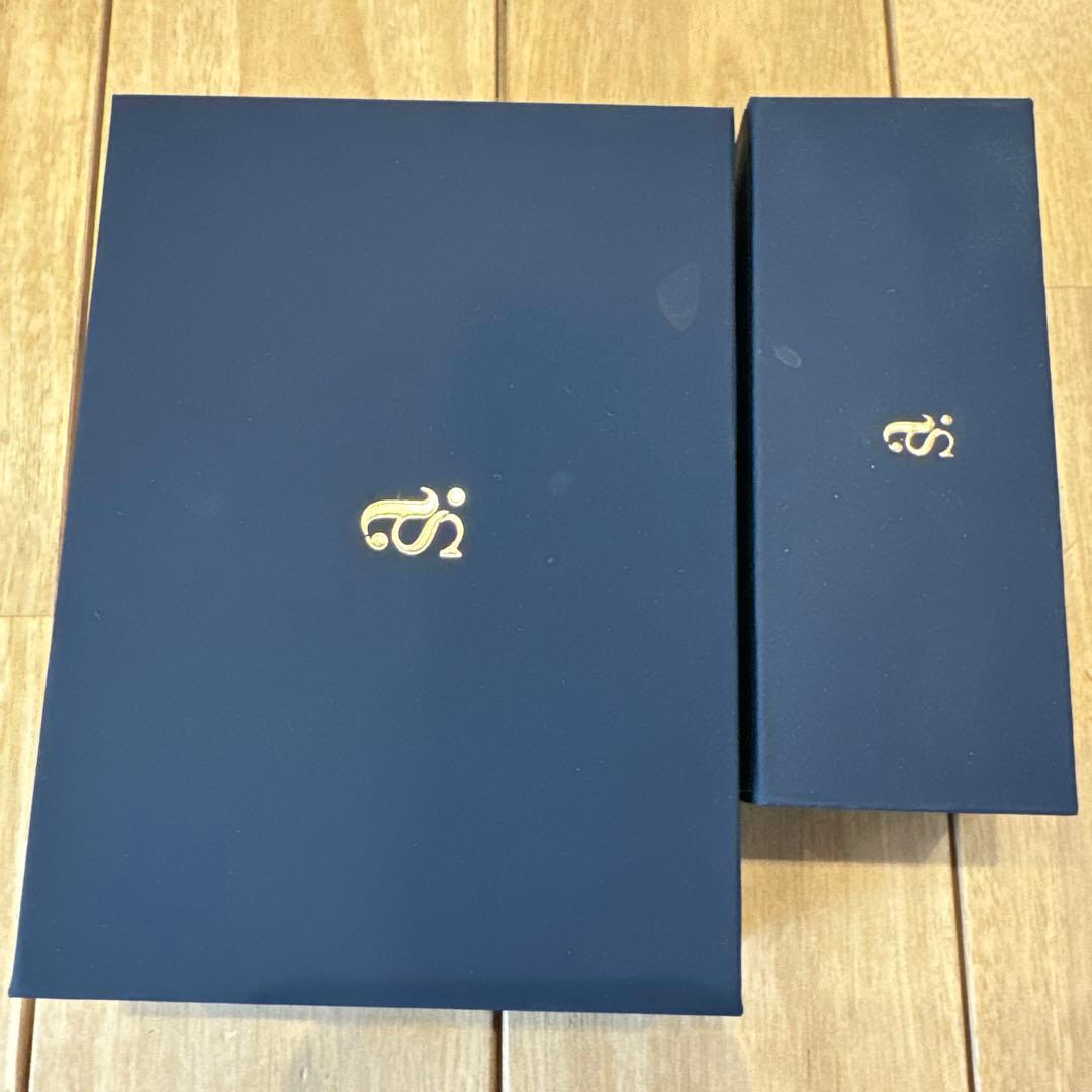 しいちゃん　スマホストラップ、リップケースセット