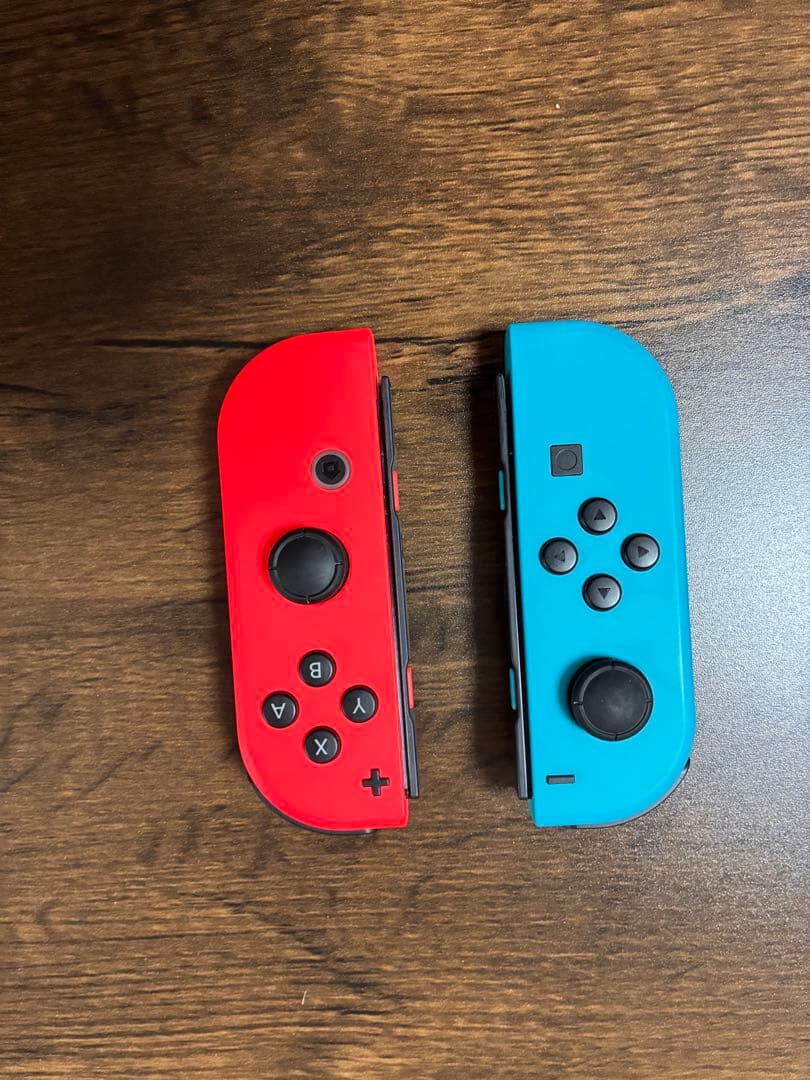 Nintendo Switch 赤/青 本体 + 付属品（おまけ付き）