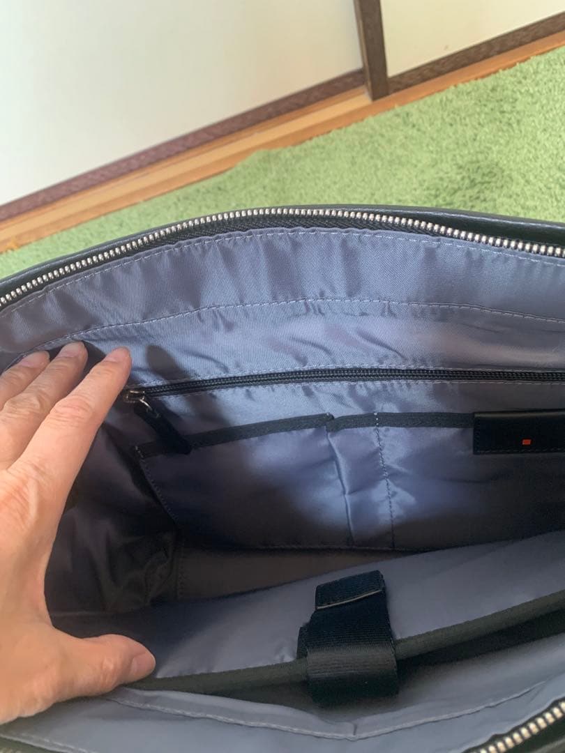 新品27500円IS/IT ピアーダA4サイズ トートバッグ　ビジネスバッグ