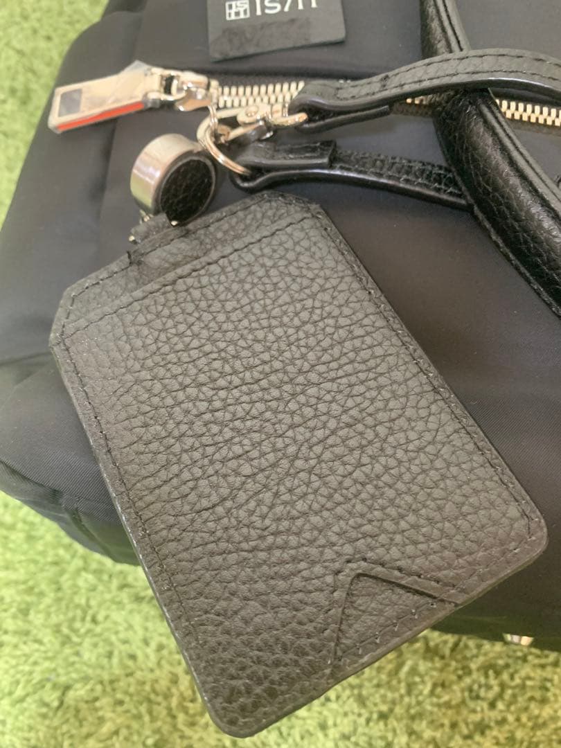 新品27500円IS/IT ピアーダA4サイズ トートバッグ　ビジネスバッグ