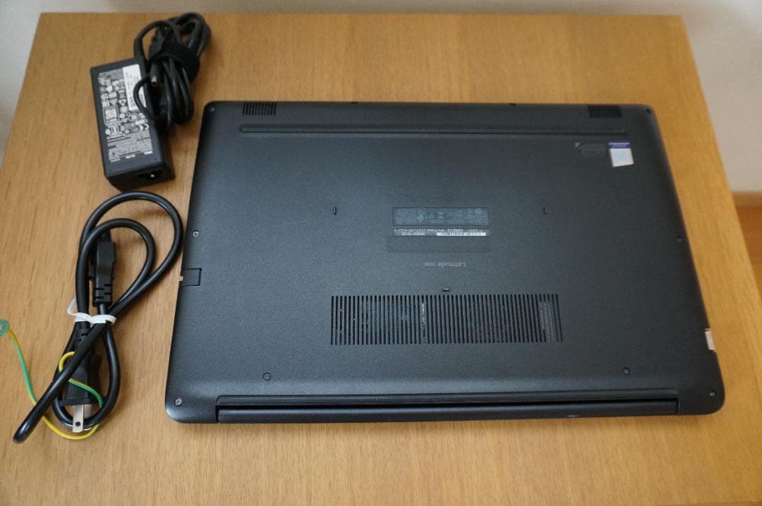 DELL ノートPC latitude 3500 i5 MVMe256 AC付き