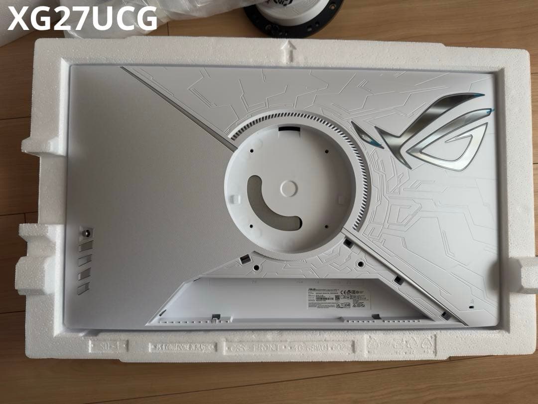 ASUS ROG STRIX XG27UCG-W 4K ゲーミングモニター