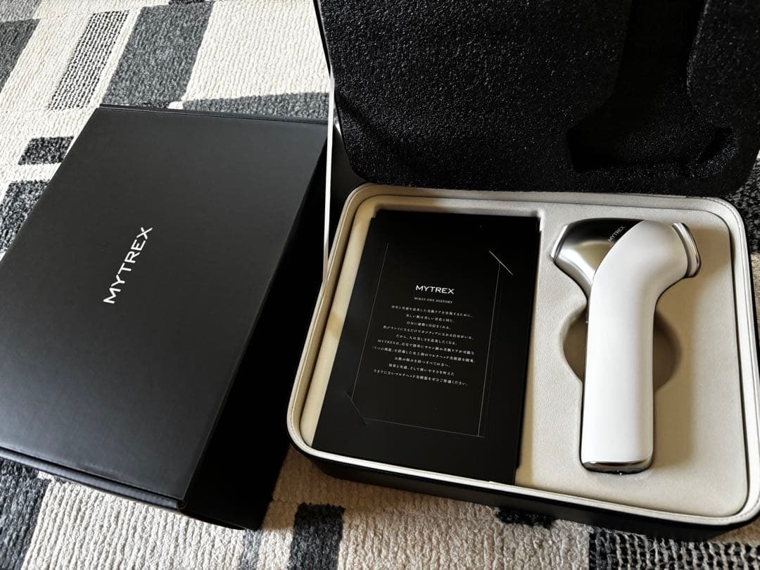 美顔器 リフトアップ MYTREX MiRAY ONE ホワイトフォト