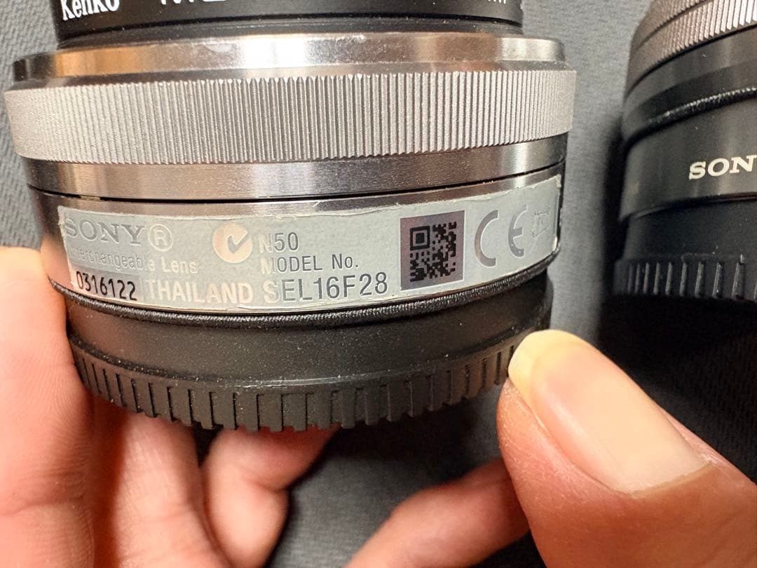 SONY α APS-C ミラーレス一眼 シルバーα6000