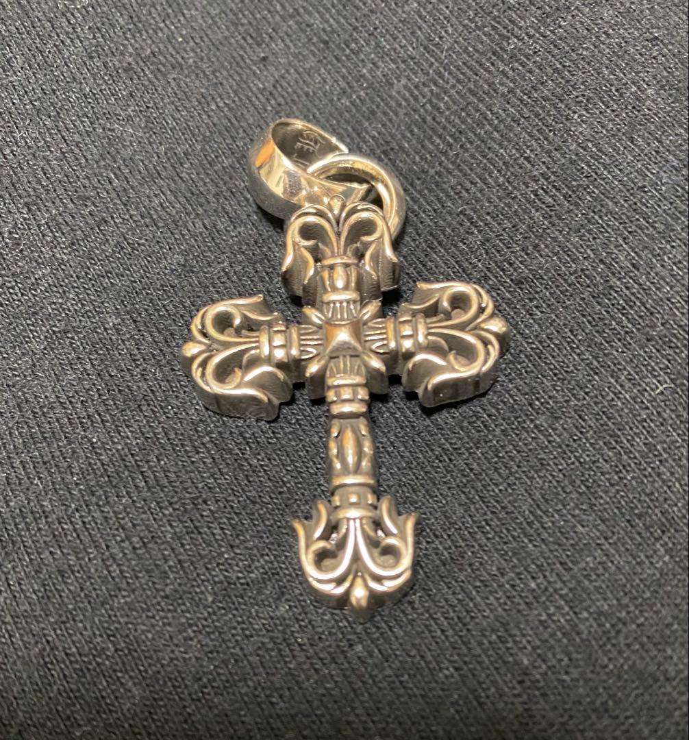 クロムハーツ フィリグリークロスペンダント XS with ベイル