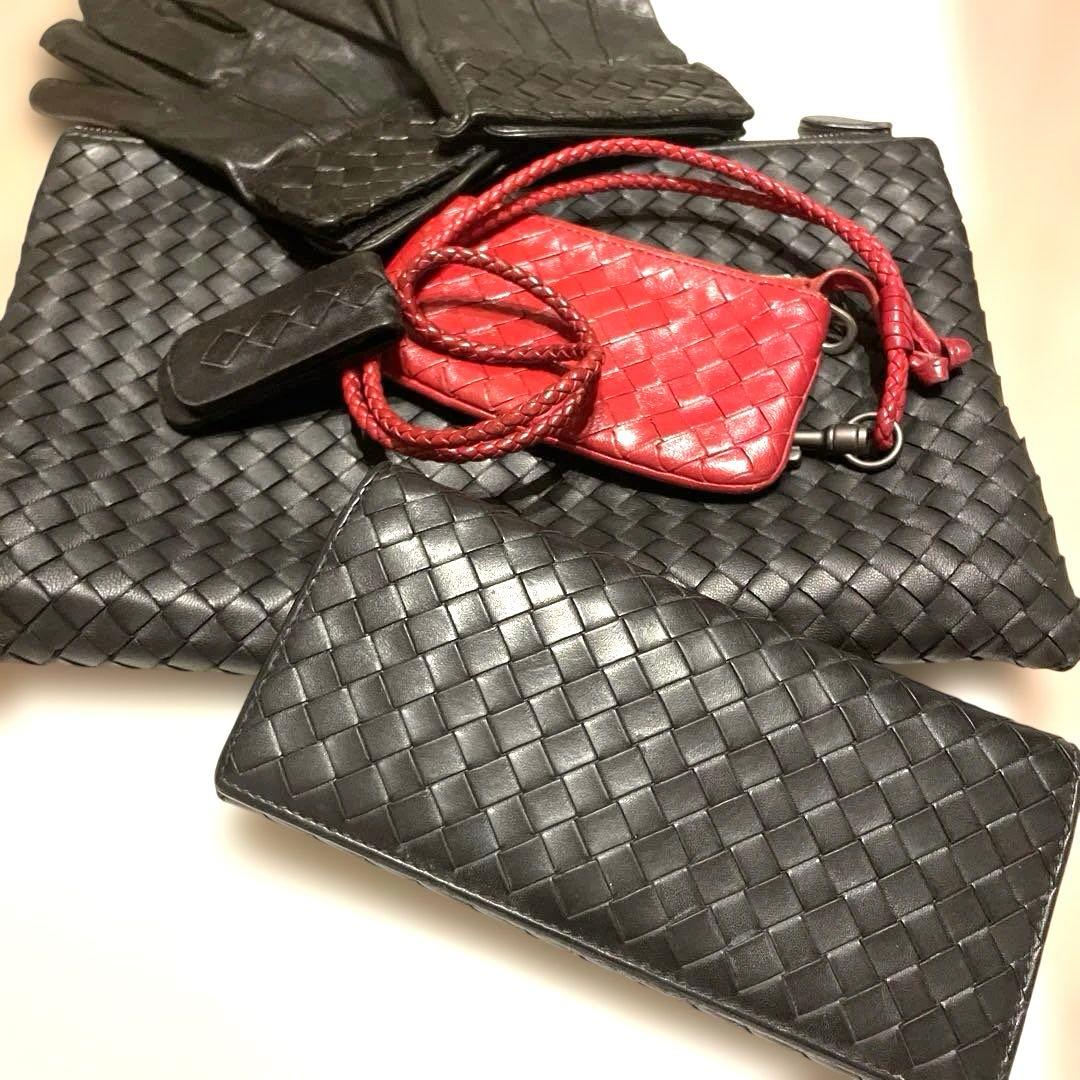 BOTTEGA VENETA イントレチャート長財布レザーブラック【メンズ】