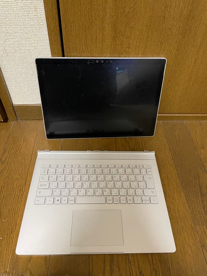 (Saka)Microsoft Surface Book本体 箱付き