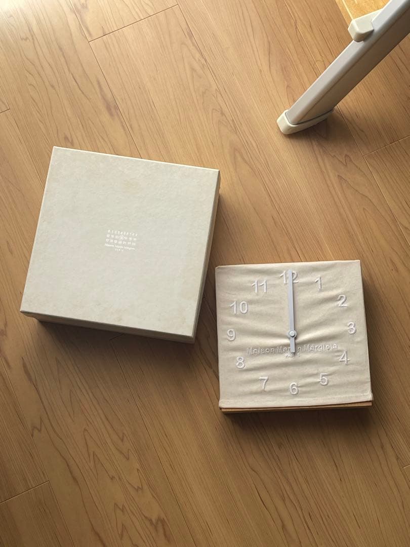 MAISON MARTIN MARGIELA 箱付き 動作確認済み 置時計