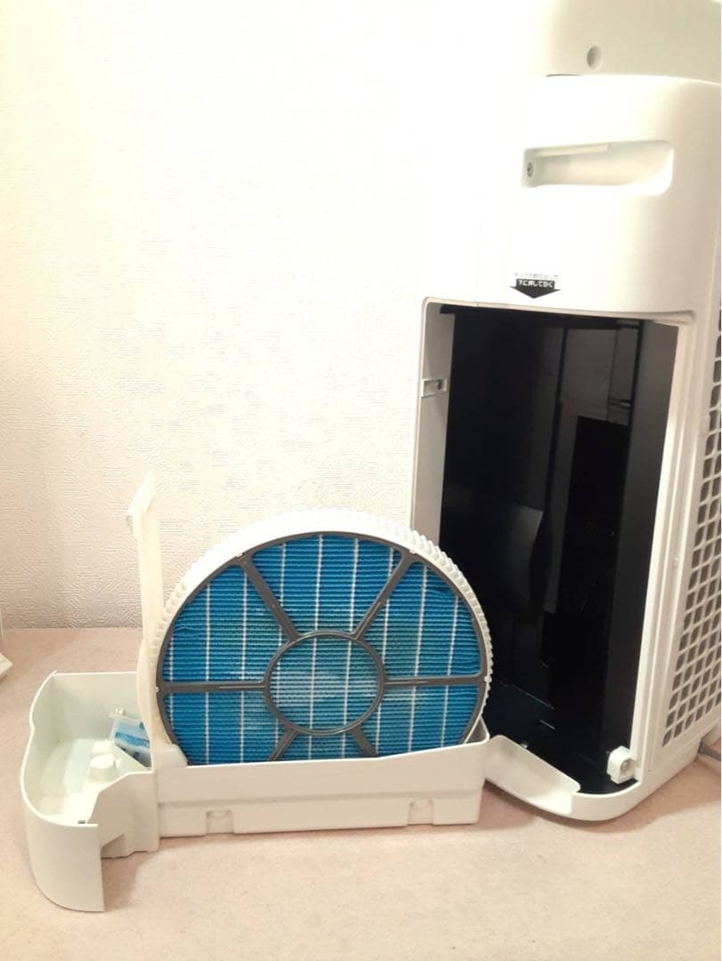 シャープ　加湿空気清浄機　プラズマクラスター　KI-NS50-W　2021年製