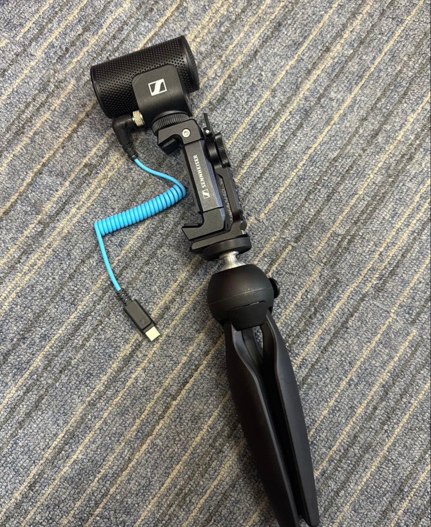 SENNHEISER指向性マイク ミニ三脚架付き スマホ対応