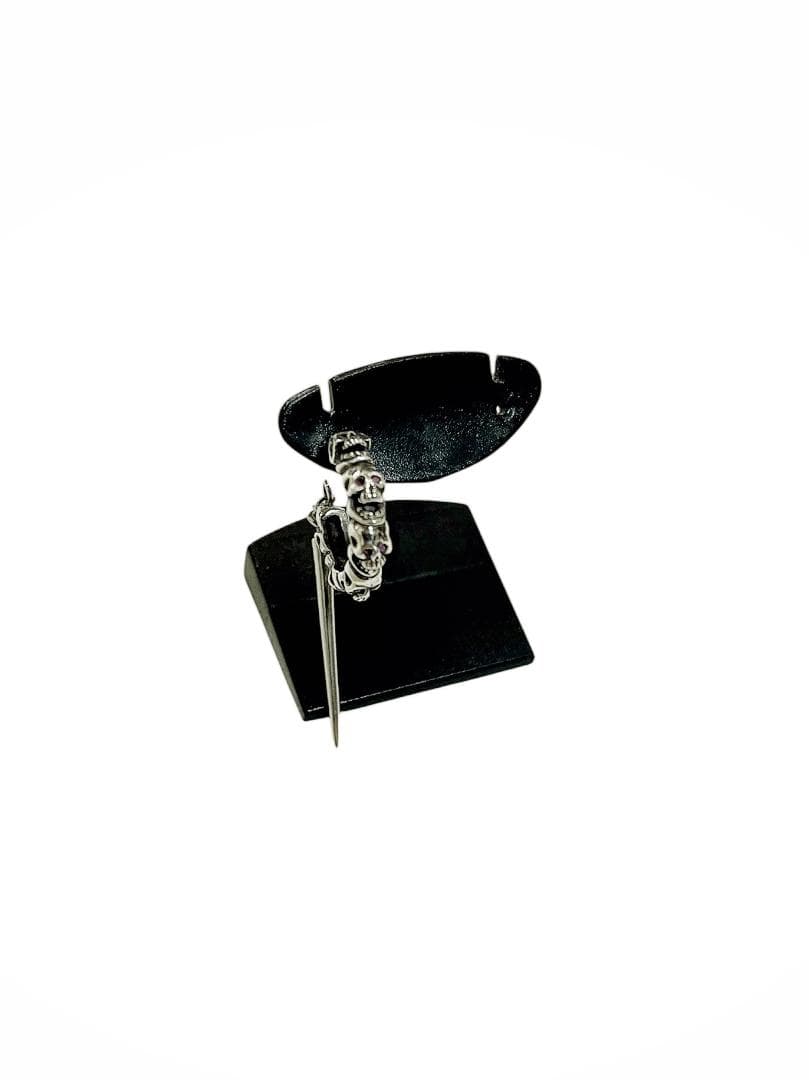 gunda ガーネットスカルフープピアス 極美品