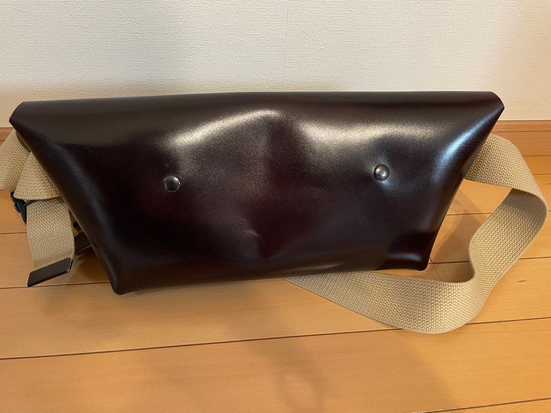 Uni&co. ダークブラウン　メッセンジャーバッグ　サイズS